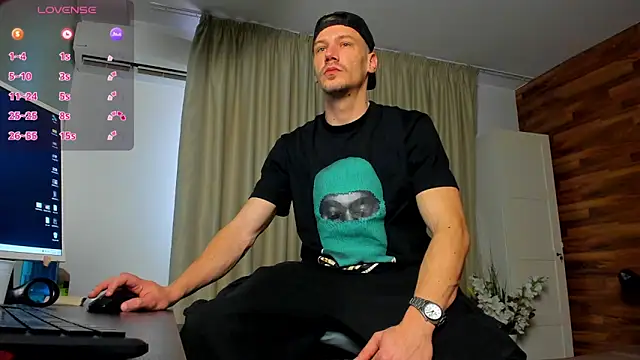 Snapshot of MateoBenjaminX chatting on 8, 2, 2026 MateoBenjaminX online show from 8, 2, 2026