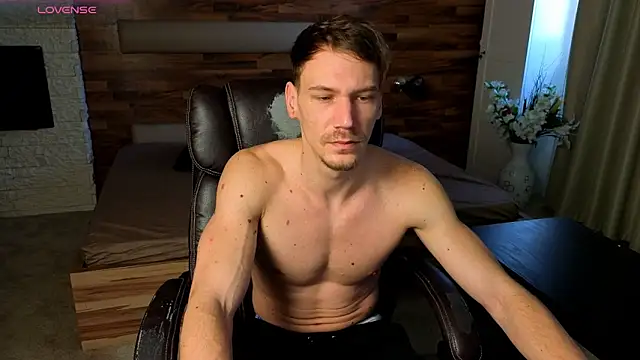 Snapshot of MateoBenjaminX chatting on 3, 3, 2026 MateoBenjaminX online show from 3, 3, 2026