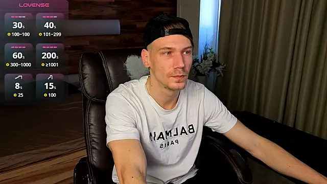 Snapshot of MateoBenjaminX chatting on 8, 3, 2026 MateoBenjaminX online show from 8, 3, 2026