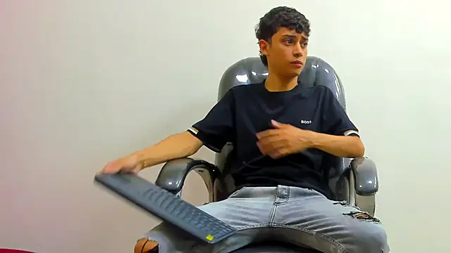 DamiBright online show from 4, 10, 2025