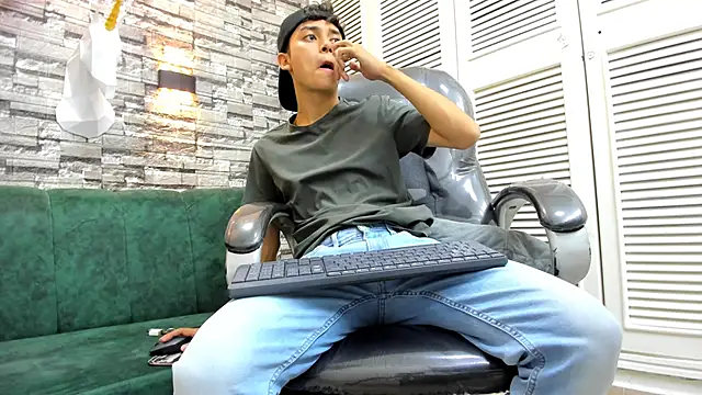 DamiBright online show from 7, 10, 2025