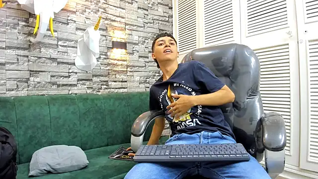 DamiBright online show from 11, 10, 2025