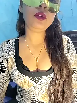 Snapshot of Shanaya_Hotty chatting on 5, 12, 2024 Shanaya Hotty online show from 5, 12, 2024