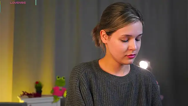 Snapshot of EthalGold chatting on 14, 11, 2025 EthalGold online show from 14, 11, 2025