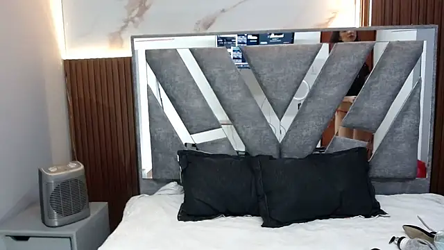 Snapshot of saray_hot202cl chatting on 28, 9, 2025 saray hot202cl online show from 28, 9, 2025