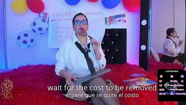 Snapshot of vaiolet_triana chatting on 24, 6, 2026 vaiolet triana online show from 24, 6, 2026