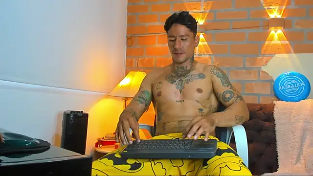 Dylanstonne online show from 25, 2, 2025