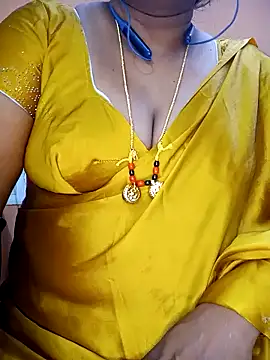 Snapshot of Sexy-Telugunayana2 chatting on 31, 12, 2024 Sexy-Telugunayana2 online show from 31, 12, 2024