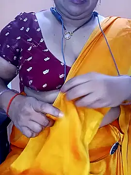 Snapshot of Sexy-Telugunayana2 chatting on 13, 2, 2025 Sexy-Telugunayana2 online show from 13, 2, 2025