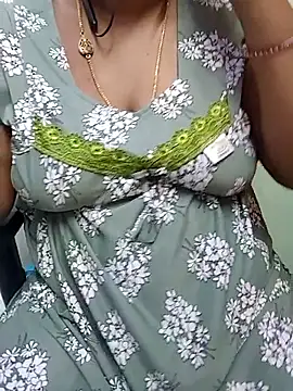 Snapshot of Sexy-Telugunayana2 chatting on 4, 5, 2026 Sexy-Telugunayana2 online show from 4, 5, 2026
