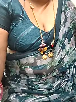 Snapshot of Sexy-Telugunayana2 chatting on 29, 5, 2026 Sexy-Telugunayana2 online show from 29, 5, 2026