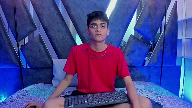 Snapshot of Yef_Thin chatting on 19, 9, 2025 Yef Thin online show from 19, 9, 2025