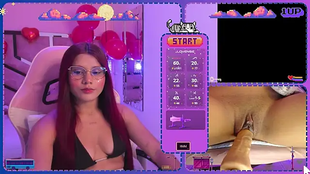 Snapshot of Sara-Hill chatting on 8, 2, 2025 Sara-Hill online show from 8, 2, 2025