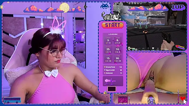 Snapshot of Sara-Hill chatting on 11, 3, 2025 Sara-Hill online show from 11, 3, 2025