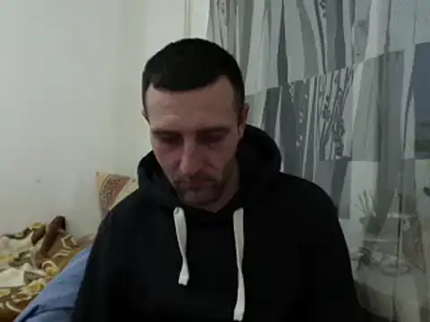 Snapshot of serjdj90 chatting on 7, 2, 2025 serjdj90 online show from 7, 2, 2025