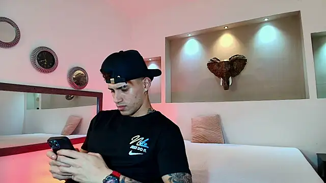 Snapshot of austin_collinss chatting on 31, 1, 2025 austin collinss online show from 31, 1, 2025