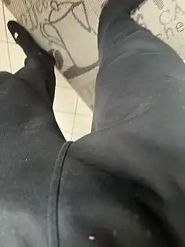 kareem0010 online show from 23, 2, 2025