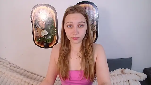 bellaa love  online show from 13, 5, 2026