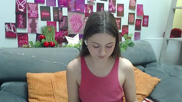 Snapshot of MilanaRoza chatting on 16, 1, 2026 MilanaRoza online show from 16, 1, 2026