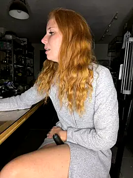 Snapshot of Redhairedteacher chatting on 8, 10, 2025 Redhairedteacher online show from 8, 10, 2025