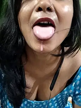 yoursweety09 online show from 25, 10, 2025