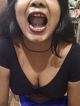 yoursweety09 online show from 17, 3, 2026