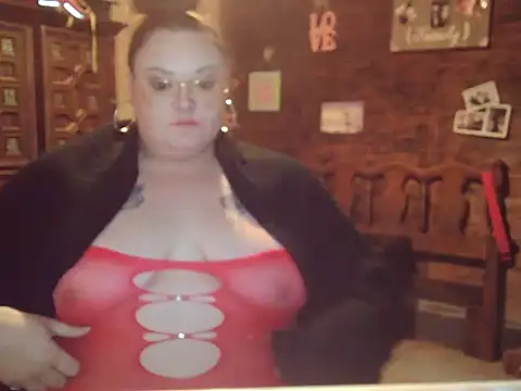 Snapshot of MsWetWetJones chatting on 23, 3, 2025 MsWetWetJones online show from 23, 3, 2025