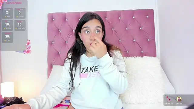 KiraSmitt online show from 10, 12, 2024