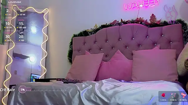 Snapshot of Laylafoxy_tay chatting on 10, 1, 2025 Laylafoxy tay online show from 10, 1, 2025