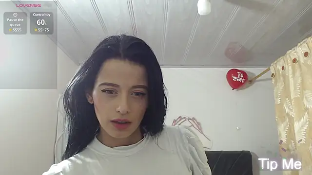 Snapshot of Laylafoxy_tay chatting on 27, 2, 2025 Laylafoxy tay online show from 27, 2, 2025