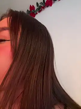Im Valen Cute online show from 26, 6, 2026