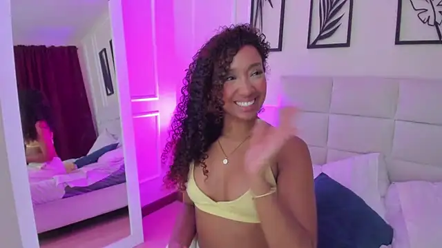 Snapshot of Amber__Sanchez chatting on 29, 1, 2025 Amber Sanchez online show from 29, 1, 2025