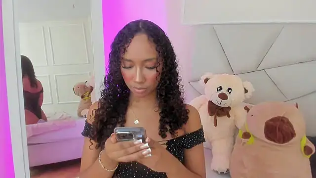Snapshot of Amber__Sanchez chatting on 11, 3, 2025 Amber Sanchez online show from 11, 3, 2025