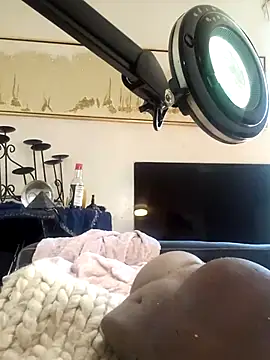 Snapshot of Cumhrd777 chatting on 23, 9, 2025 Cumhrd777 online show from 23, 9, 2025