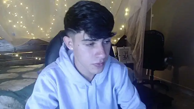 Dyla n18 online show from 27, 1, 2025