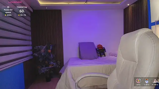 Antonella Torres2 online show from 5, 11, 2025