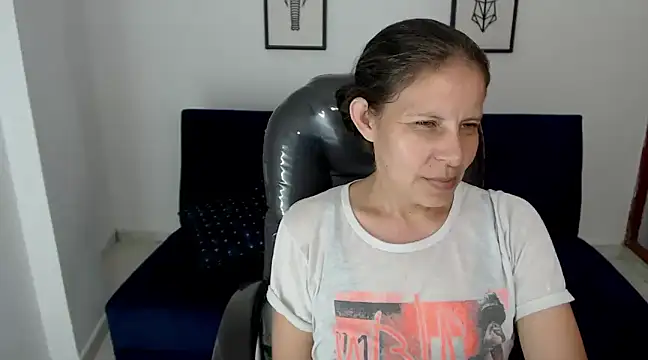 Milf karlye online show from 10, 12, 2024