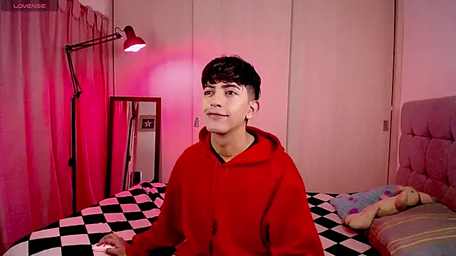 Snapshot of teobowny_ chatting on 10, 1, 2025 teobowny online show from 10, 1, 2025