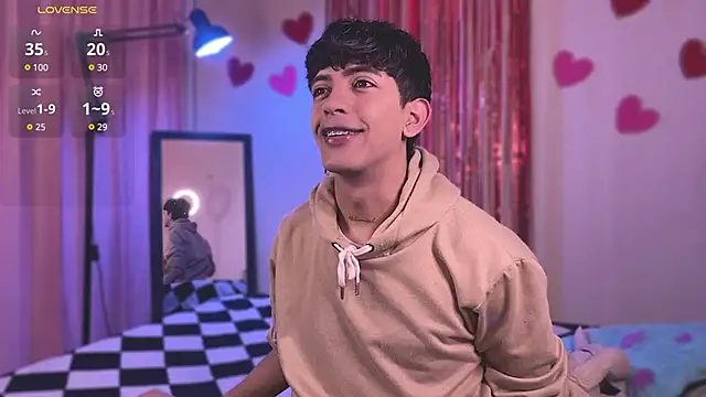 Snapshot of teobowny_ chatting on 7, 2, 2025 teobowny online show from 7, 2, 2025