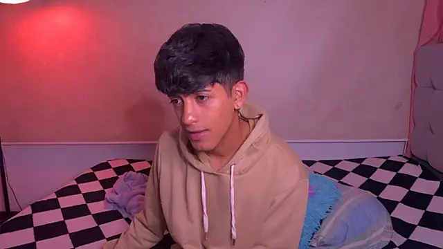 Snapshot of teobowny_ chatting on 12, 10, 2025 teobowny online show from 12, 10, 2025