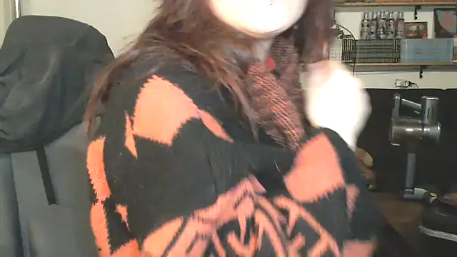 Snapshot of complicata_mente chatting on 5, 3, 2025 complicata mente online show from 5, 3, 2025