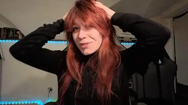 Snapshot of complicata_mente chatting on 15, 1, 2026 complicata mente online show from 15, 1, 2026