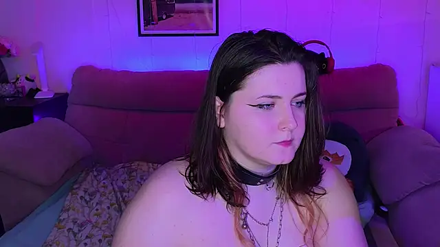 EvaNite online show from 8, 3, 2025