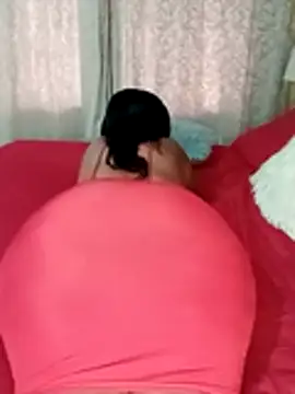 Snapshot of Luciouslips00 chatting on 15, 10, 2025 Luciouslips00 online show from 15, 10, 2025