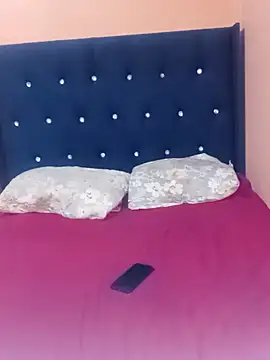 Snapshot of Luciouslips00 chatting on 2, 4, 2026 Luciouslips00 online show from 2, 4, 2026