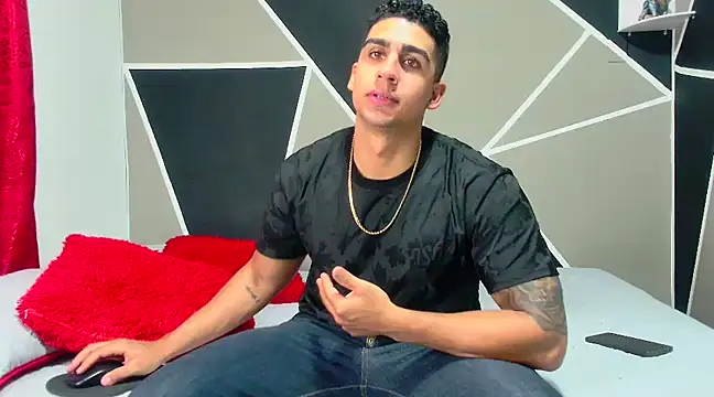 Snapshot of astrom_greyy chatting on 18, 1, 2025 astrom greyy online show from 18, 1, 2025