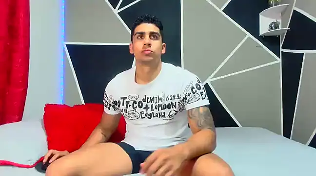 Snapshot of astrom_greyy chatting on 24, 1, 2025 astrom greyy online show from 24, 1, 2025