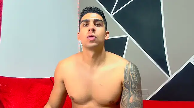 Snapshot of astrom_greyy chatting on 9, 2, 2025 astrom greyy online show from 9, 2, 2025