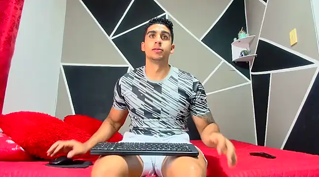 Snapshot of astrom_greyy chatting on 10, 3, 2025 astrom greyy online show from 10, 3, 2025