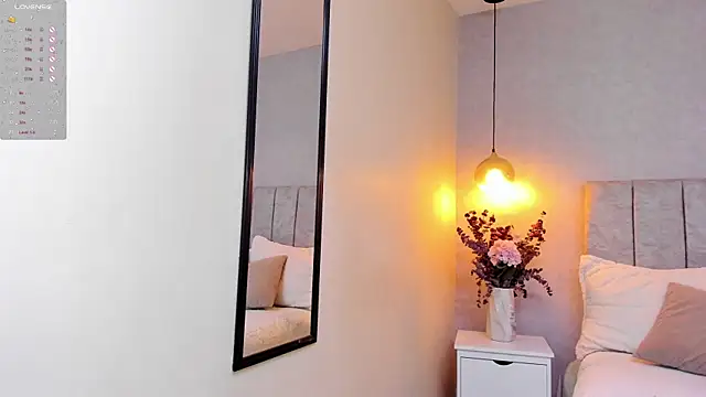 tutu milf online show from 7, 3, 2025